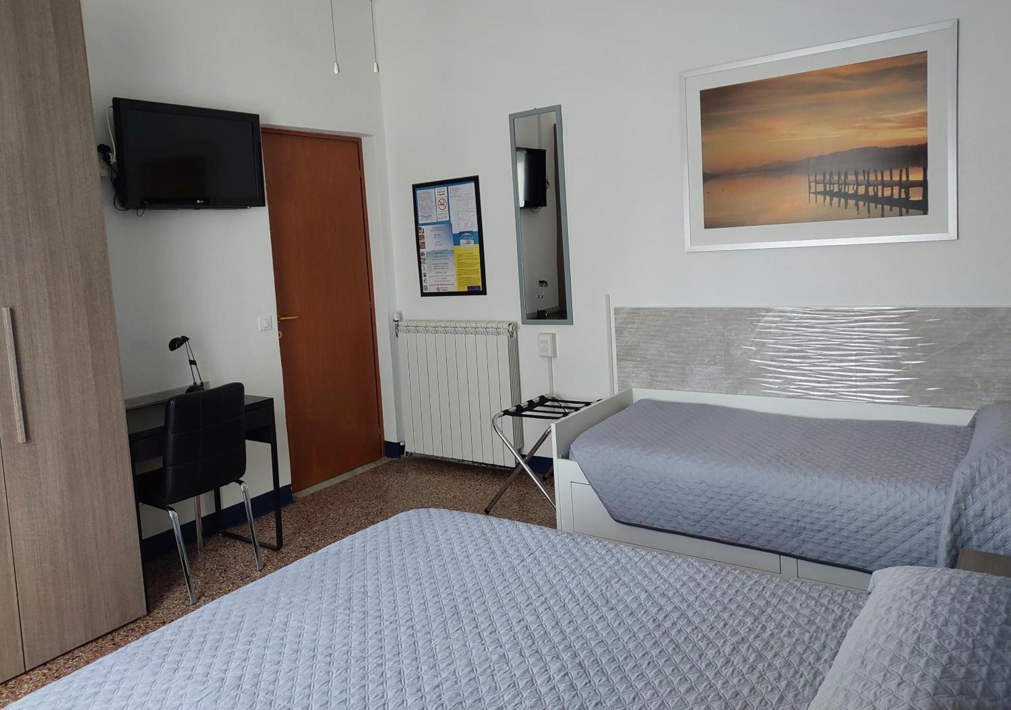 Villa La Lanterna Pietra Ligure Zimmer foto