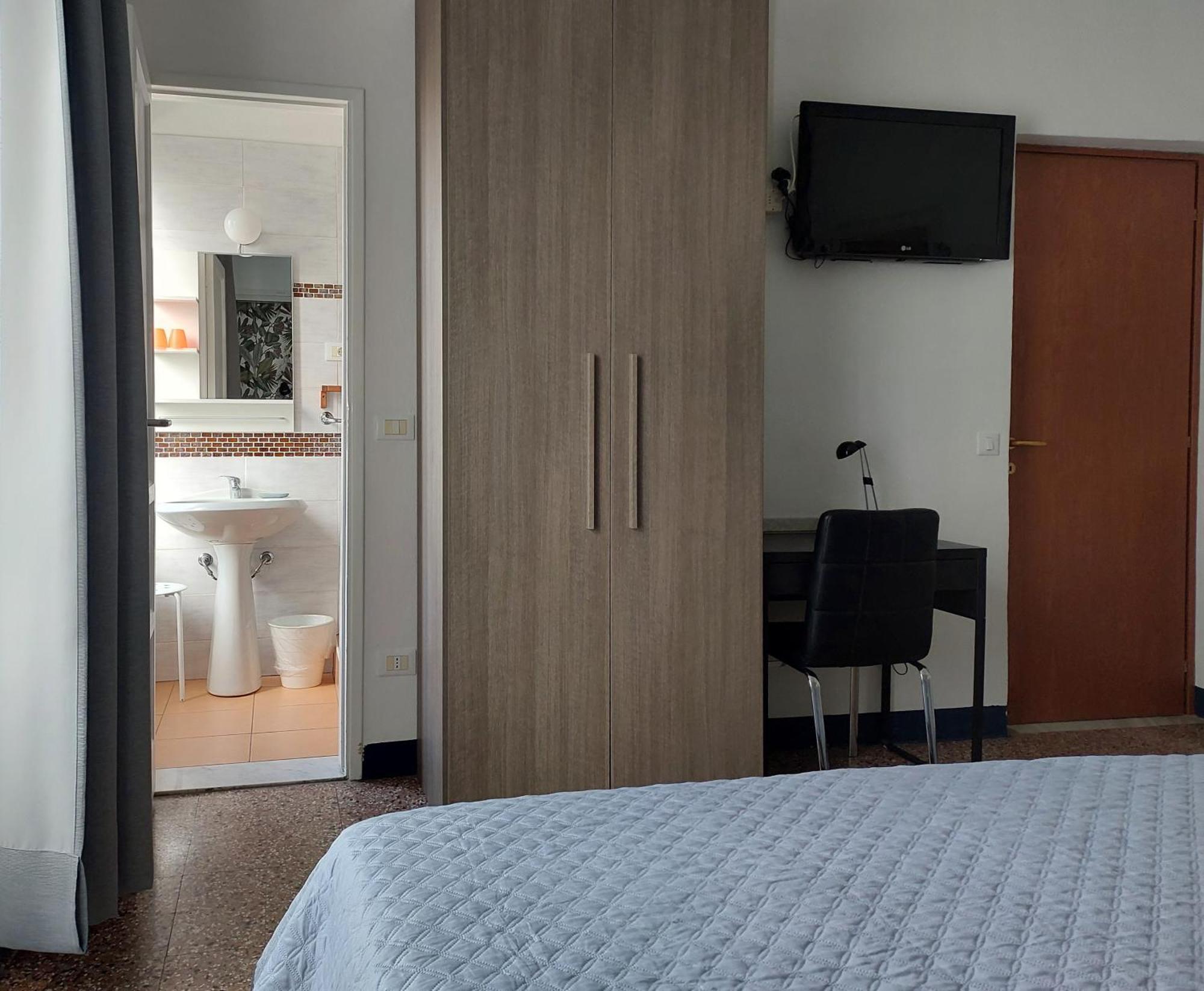 Villa La Lanterna Pietra Ligure Zimmer foto