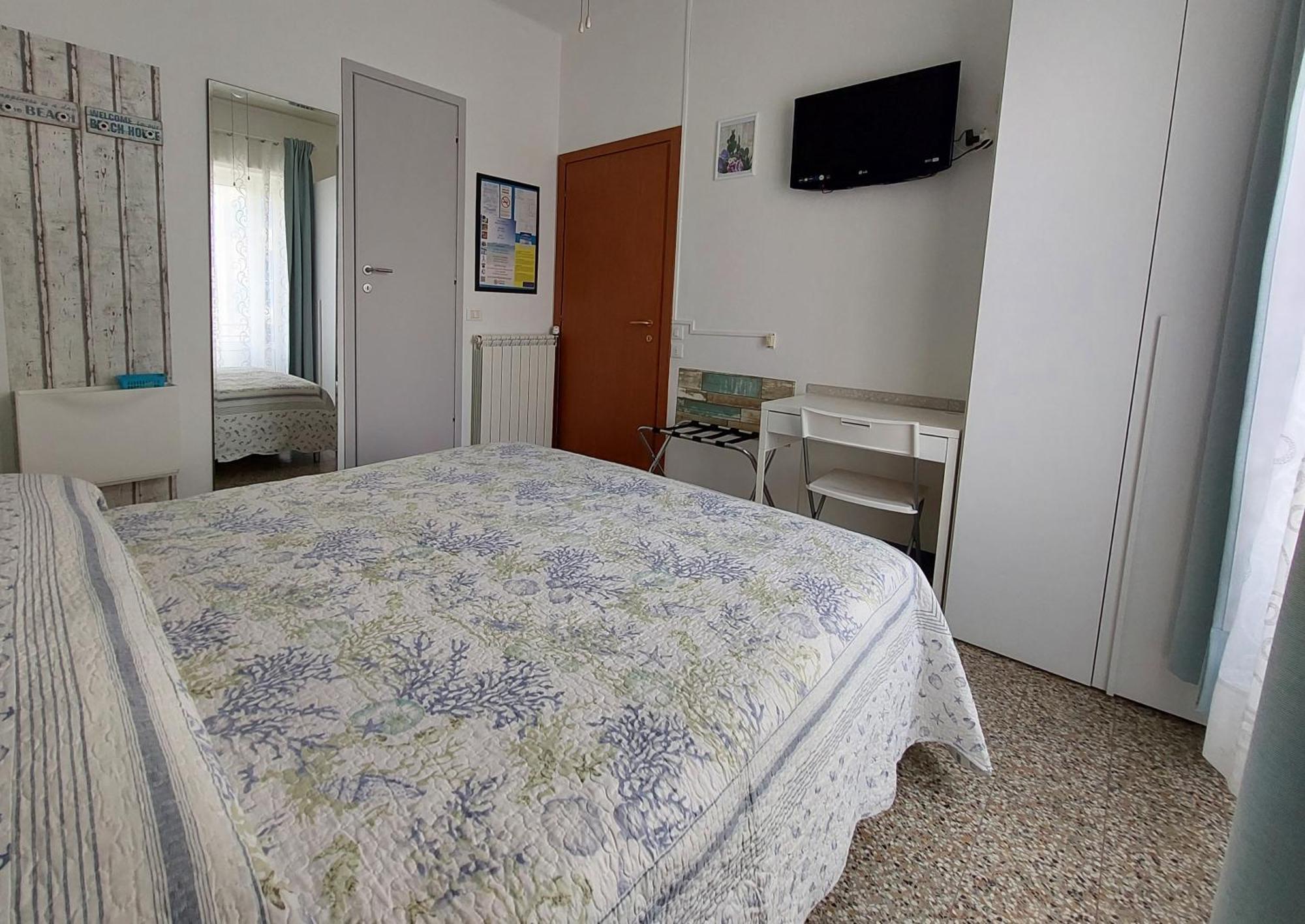 Villa La Lanterna Pietra Ligure Zimmer foto