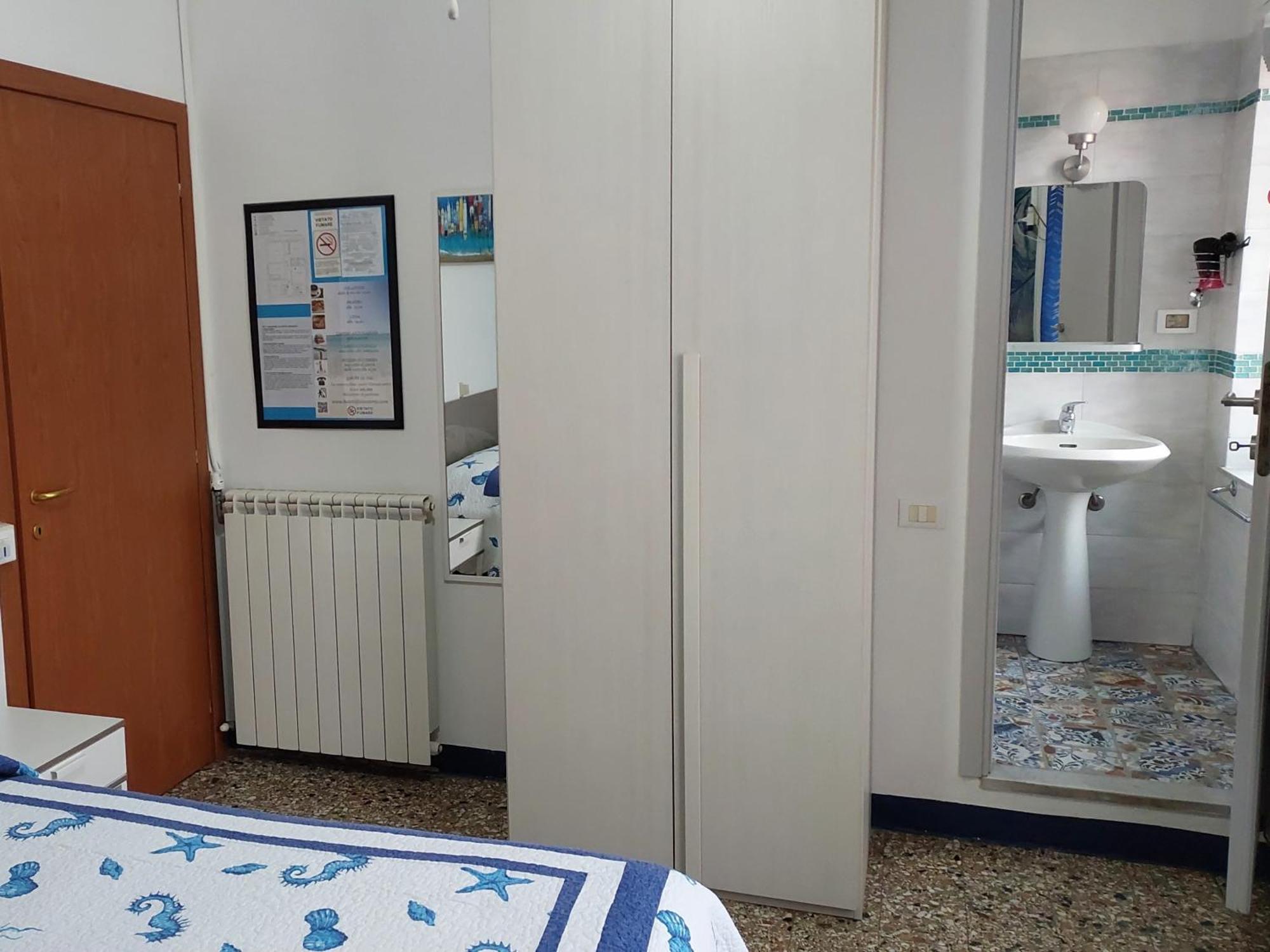 Villa La Lanterna Pietra Ligure Zimmer foto
