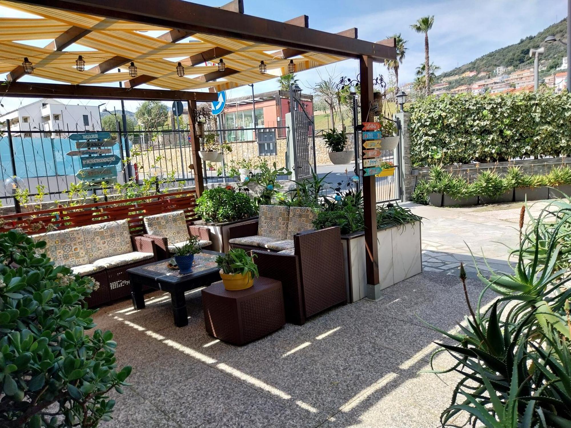Villa La Lanterna Pietra Ligure Exterior foto