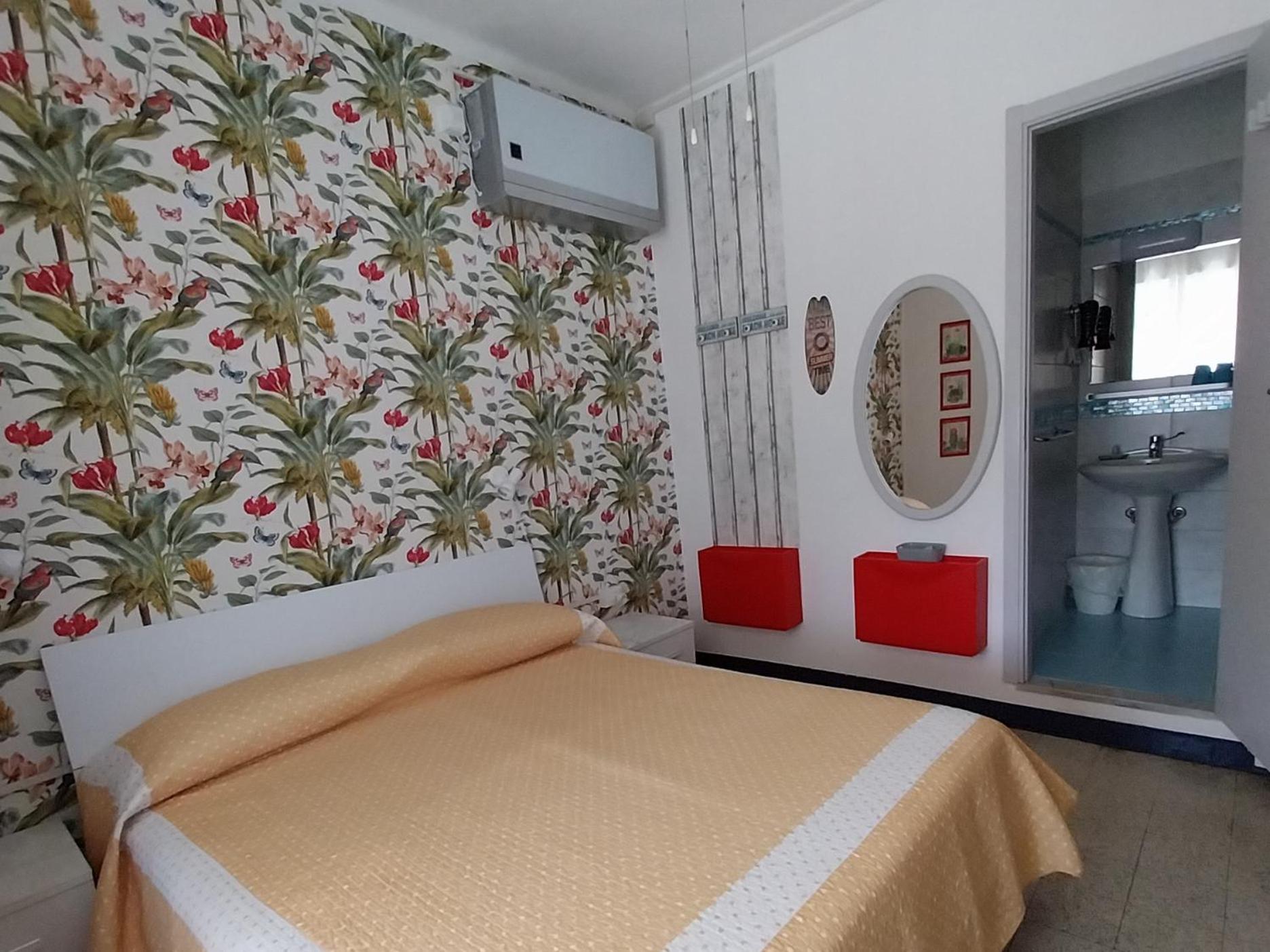 Villa La Lanterna Pietra Ligure Zimmer foto