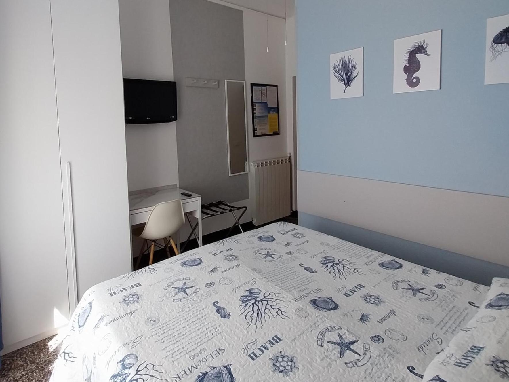 Villa La Lanterna Pietra Ligure Zimmer foto